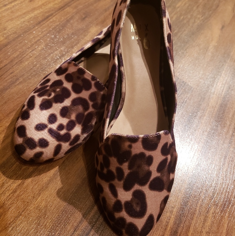 Mix No. 6 Sarlinas Leopard Print Velvet Loafers